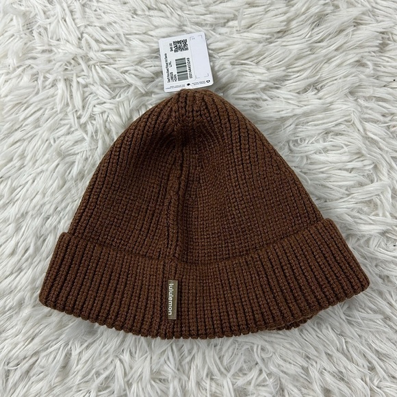 🔥$SALE$🔥 NWT Lululemon Close-Fit Wool-Blend Ribbed Knit Beanie Roasted Brown - Picture 1 of 6